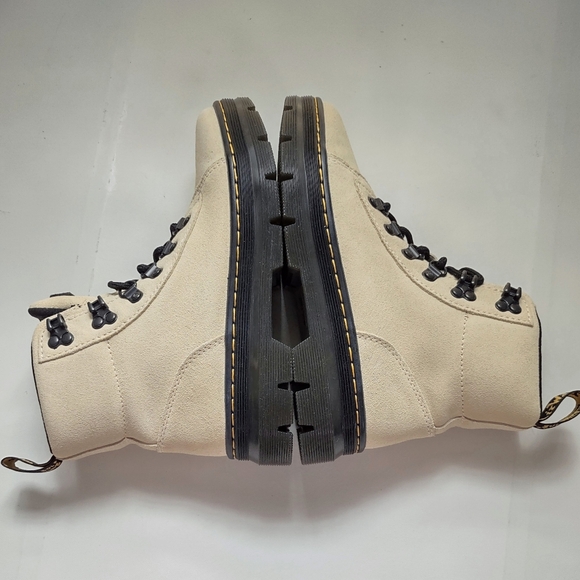 NEW Dr.Martens Cream Suede Utility Boots Women's 6 - Picture 5 of 9